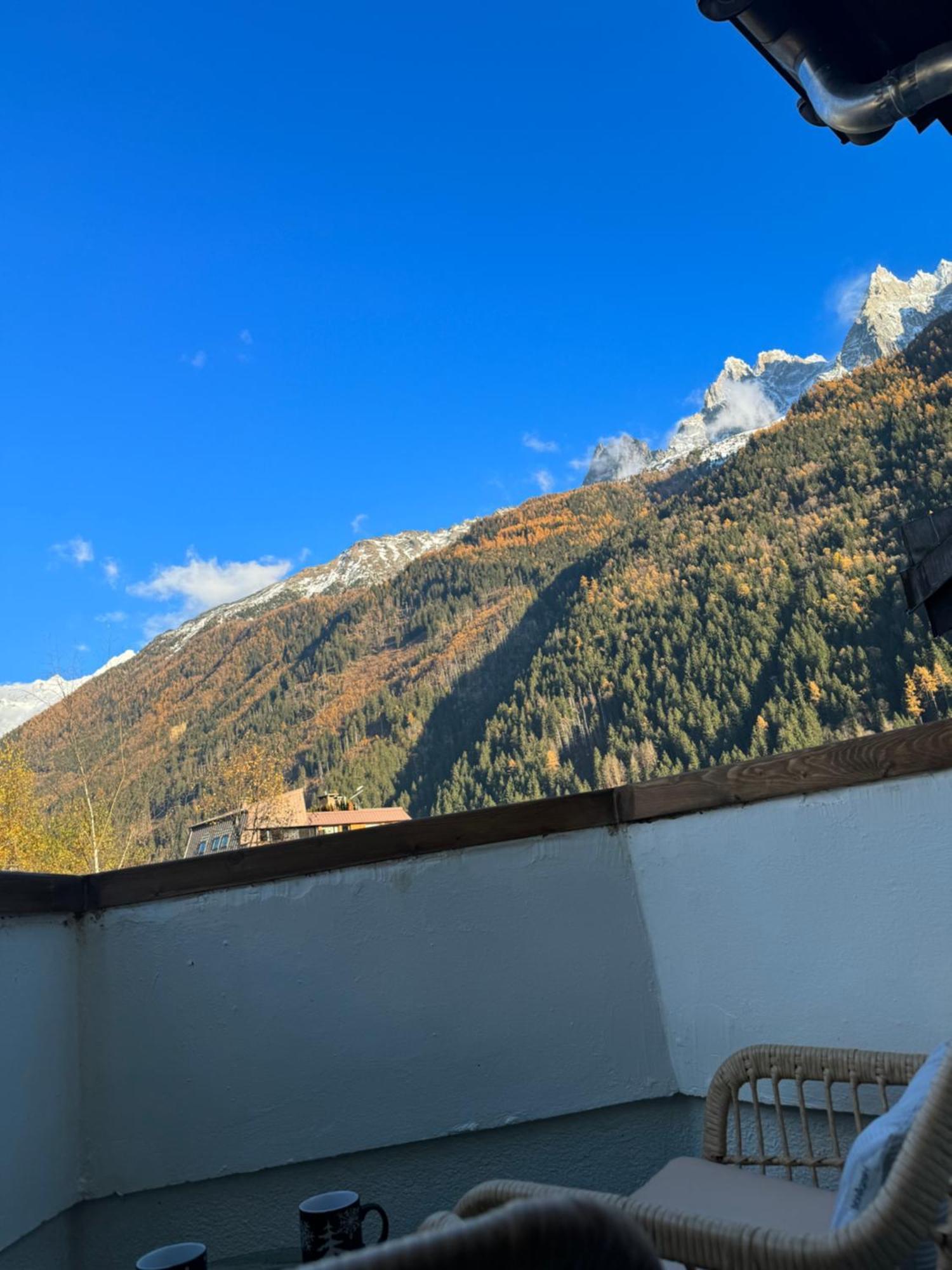 Cocon Au Coeur De Chamonix Avec Parking Gratuit Apartment Exterior photo